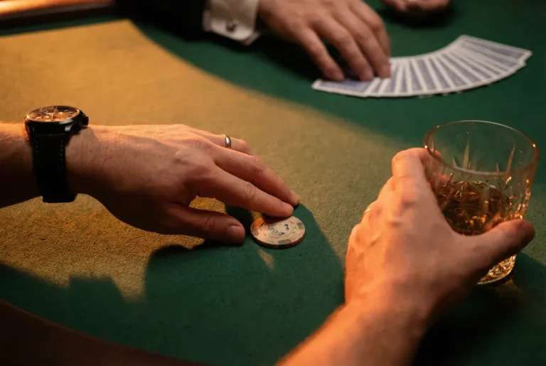 How Professional Blackjack Counting Teams Work and Beat the Casino