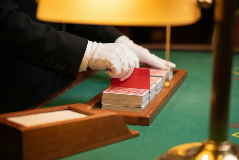 How to Tell When a New Blackjack Shoe is Starting